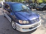 Toyota Ipsum 1997 года за 2 650 000 тг. в Караганда – фото 2
