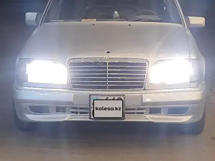 Mercedes-Benz E 280 1994 года за 3 000 000 тг. в Алматы – фото 3