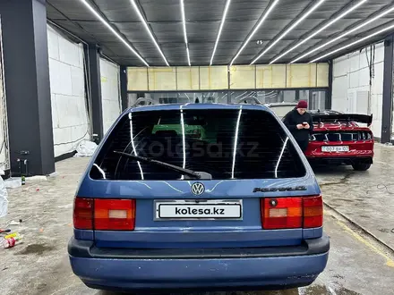 Volkswagen Passat 1994 года за 2 700 000 тг. в Шымкент – фото 2