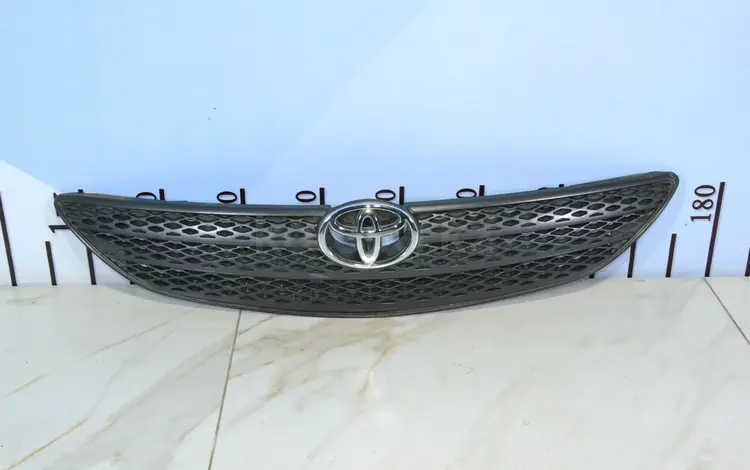 Решетка радиатора Toyota Camry XV30 за 15 000 тг. в Тараз