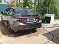 Toyota Camry 2022 года за 14 000 000 тг. в Актобе – фото 3