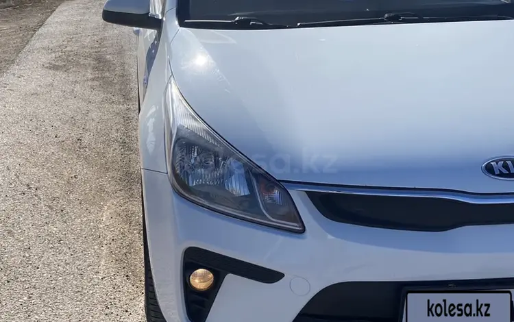 Kia Rio 2018 года за 5 900 000 тг. в Караганда