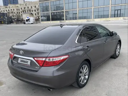 Toyota Camry 2016 года за 6 790 000 тг. в Актау – фото 4