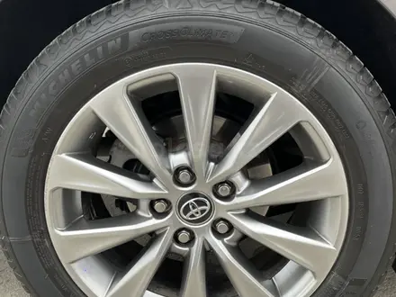 Toyota Camry 2016 года за 6 790 000 тг. в Актау – фото 9