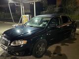 Audi A4 2006 года за 1 800 000 тг. в Атырау – фото 2