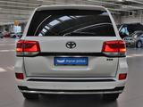 Toyota Land Cruiser Luxe 2012 годаүшін22 315 000 тг. в Алматы – фото 5
