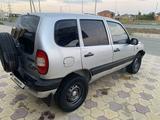 Chevrolet Niva 2004 годаfor2 000 000 тг. в Атырау – фото 5