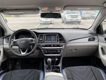 Hyundai Sonata 2018 года за 8 450 000 тг. в Алматы – фото 8
