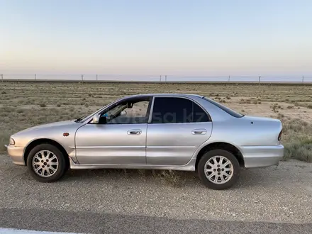 Mitsubishi Galant 1995 года за 1 200 000 тг. в Актау – фото 2