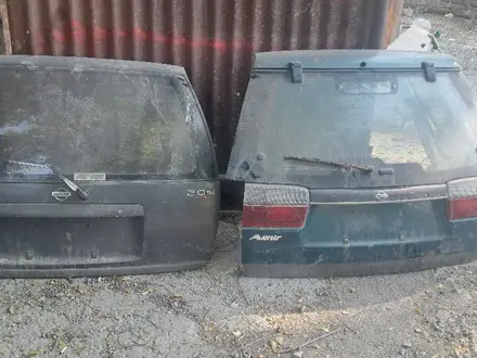 Крышка багажника на Nissan, Toyota, Volkswagen за 50 000 тг. в Алматы