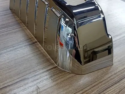 Хром накладка на подномерник задний на крышку багажника за 14 000 тг. в Алматы – фото 5