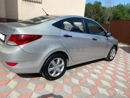 Hyundai Accent 2015 г в Тараз – фото 8