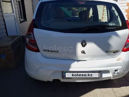 Renault Sandero 2014 года за 3 600 000 тг. в Актобе – фото 6