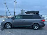 Toyota Sienna 2015 годаүшін10 500 000 тг. в Актау – фото 4
