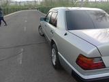 Mercedes-Benz E 200 1991 года за 2 700 000 тг. в Жезказган – фото 2