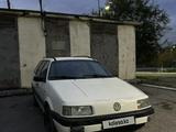 Volkswagen Passat 1993 года за 1 800 000 тг. в Темиртау – фото 2