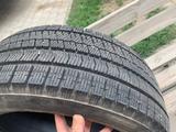 Зимние шины R17 Bridgestone Blizzak Ice 215/55 R17 94S за 159 000 тг. в Алматы – фото 2