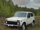 ВАЗ (Lada) Lada 2121 2002 года за 1 200 000 тг. в Кокшетау – фото 3