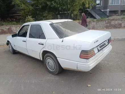 Mercedes-Benz E 200 1989 года за 1 000 000 тг. в Кокшетау – фото 6