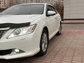 Toyota Camry 2013 года за 10 700 000 тг. в Астана – фото 2