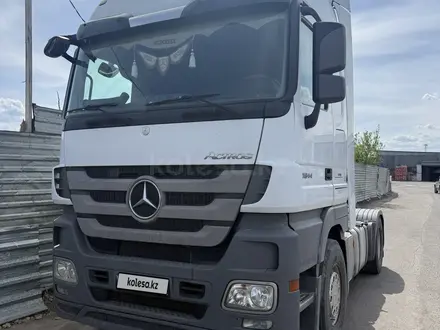 Mercedes-Benz  Actros 2013 года за 26 000 000 тг. в Астана