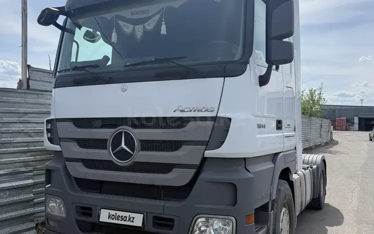 Mercedes-Benz  Actros 2013 года за 26 000 000 тг. в Астана