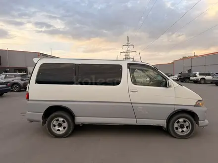 Toyota HiAce Regius 1998 года за 2 850 000 тг. в Алматы – фото 2
