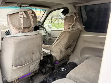 Toyota HiAce Regius 1998 года за 2 850 000 тг. в Алматы – фото 10
