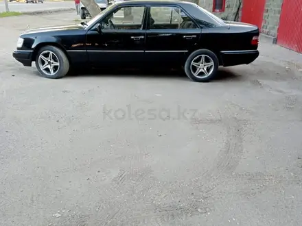 Mercedes-Benz E 280 1995 года за 3 500 000 тг. в Алматы – фото 2