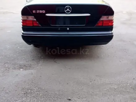 Mercedes-Benz E 280 1995 года за 3 500 000 тг. в Алматы – фото 3
