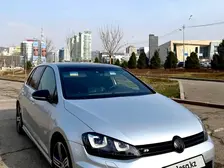 Volkswagen Golf, 2016