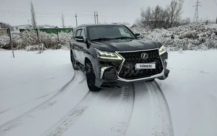 Lexus LX 570 2018 годаfor46 000 000 тг. в Семей