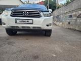 Toyota Highlander 2008 года за 11 000 000 тг. в Алматы