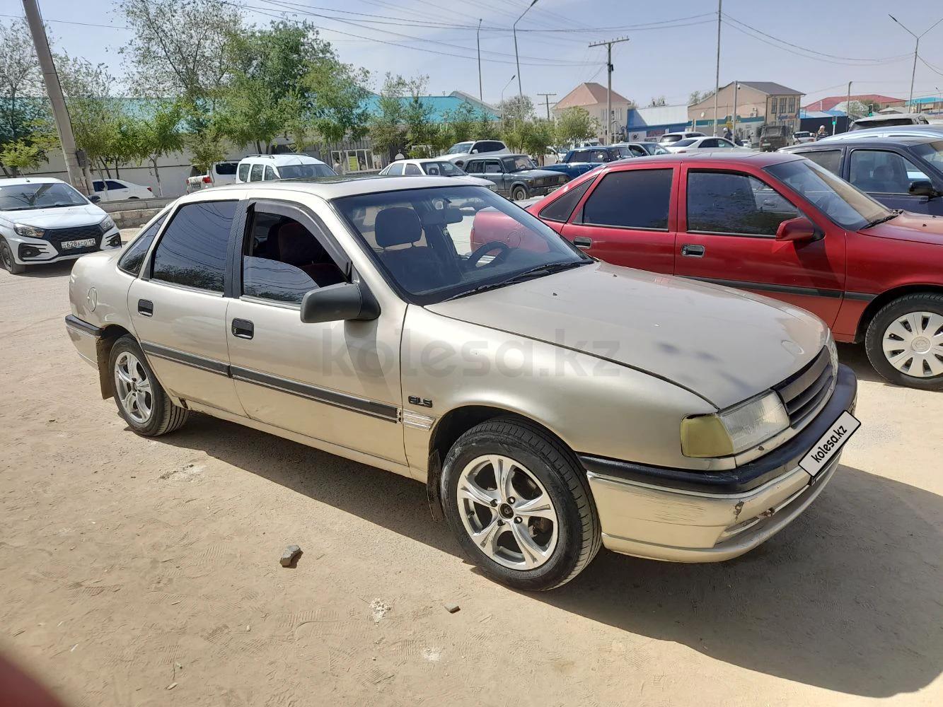 Opel Vectra 1992 г.