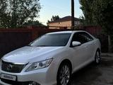 Toyota Camry 2014 года за 8 500 000 тг. в Актобе