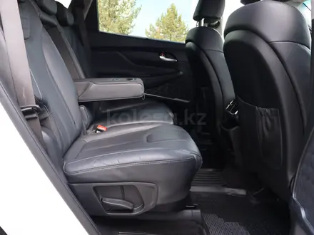 Hyundai Santa Fe 2019 года за 13 850 000 тг. в Астана – фото 20