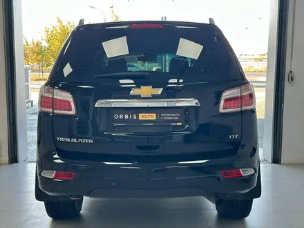 Chevrolet TrailBlazer 2020 года за 9 390 000 тг. в Атырау – фото 5