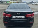 Kia Rio 2015 годаfor3 300 000 тг. в Атырау – фото 3