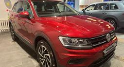 Volkswagen Tiguan 2018 годаfor9 490 000 тг. в Астана