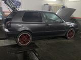 Volkswagen Golf 1996 года за 1 000 000 тг. в Семей