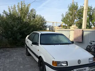 Volkswagen Passat, 1991
