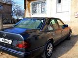 Mercedes-Benz E 260 1989 года за 600 000 тг. в Сатпаев – фото 3