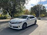 Toyota Camry 2014 года за 6 200 000 тг. в Актобе – фото 3