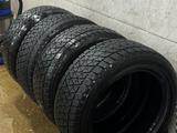 Шины зимние BRIDGESTONE за 330 000 тг. в Шымкент
