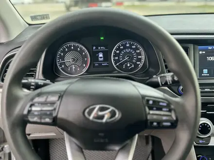 Hyundai Elantra 2019 года за 8 950 000 тг. в Атырау – фото 20
