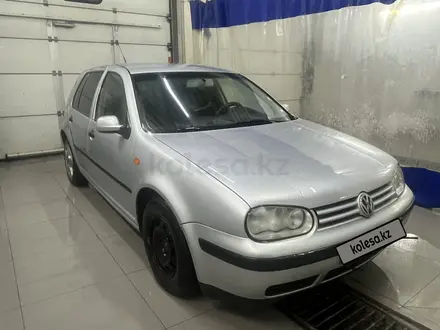 Volkswagen Golf 2001 года за 2 700 000 тг. в Усть-Каменогорск – фото 3