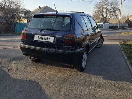 Volkswagen Golf 1995 года за 1 700 000 тг. в Алматы – фото 6