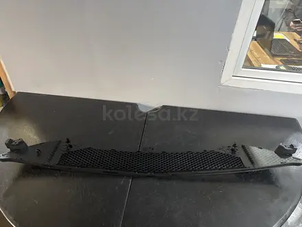 Нижняя решетка бампера CLA 250 W117 новый за 15 000 тг. в Алматы