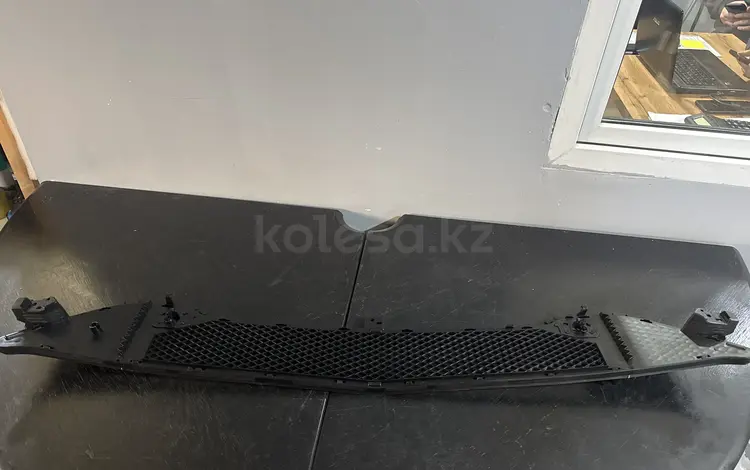 Нижняя решетка бампера CLA 250 W117 новый за 15 000 тг. в Алматы
