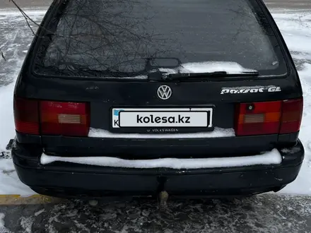 Volkswagen Passat 1994 года за 1 100 000 тг. в Астана – фото 5